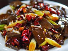 -金卯白肉罩火烧