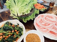 -韩风烤牛肉冷面店