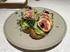 无花果手撕鸡肉tapas-Toris(LuOne凯德晶萃广场店)
