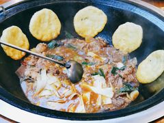 -曹丞相·地锅鸡·地锅鱼(武林店)