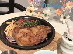 铁板带骨猪排-周沫西餐(嘉禾金铂天地店)