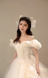 -Renee芮亦婚纱(原丽莎)