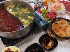 招牌一地眉毛-活潑鲜跳(湖滨商业街店)