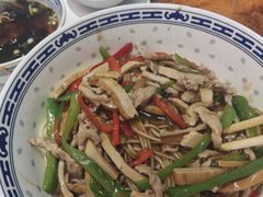 -鲁达面馆本帮风味(共康东路店)