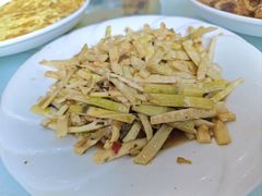 -天乐农家鱼头王(天目湖店)