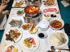 -领鲜活海鲜榴莲自助火锅(东门店)