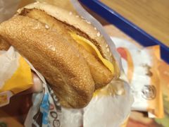 香脆鳕鱼堡-汉堡王(EAC欧美中心店)