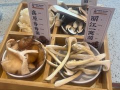 -阿婆情腊排骨火锅(金虹路店)