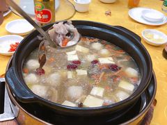 -濠轩阁特色生蚝火锅(水湾路店)