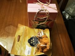 -昆明冠生园·蛋糕·面包(南强街店)