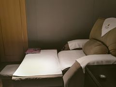 -金色印象·4K影院式足体养生(南坪桃源店)