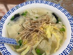 -笑来喜馄饨小笼工坊店(湖滨街店)