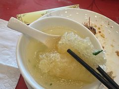 -侬佳蒸菜馆(听潮店)