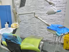 -极光口腔·矫正种植修复(锦江店)