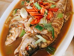 一种本地野生鱼-洪福饭店·十八年老店