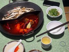 -憨铁匠老火锅(龙岗万科里店)
