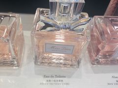 -Dior迪奥(上海世茂广场店)