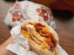 -麦当劳(友谊路得来速店)