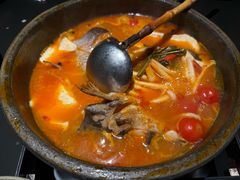 毛辣果酸汤鱼-Ameigo梅果·云贵川bistro(长宁来福士店)