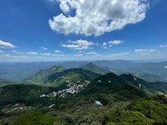 -罗田薄刀峰风景区