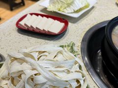 -九寨沟特色牦牛肉汤锅