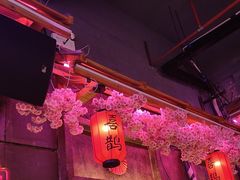 -喜鹊音乐酒馆(西街店)