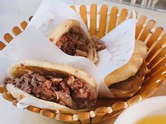 -闫家驴肉老店(华电一校店)