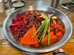 -老街·稳拈老火锅(海椒市店)