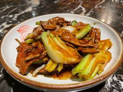 菜梗炒猪肝-菲乐餐厅(三十年经营·湖滨路店)