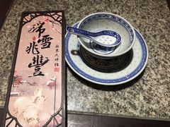 餐具摆设-南京大牌档(三阳广场苏宁店)