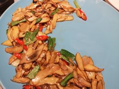 -半山腰·云南菜(侨福芳草地店)