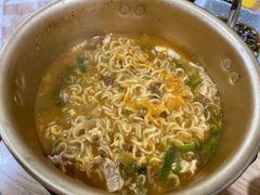 辛拉面-24 新村雪浓汤(长白山烤肉店)
