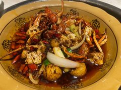 -休记光头香辣蟹干锅店(衣冠庙店)