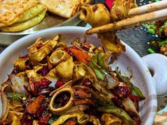-小董哥烤串·爆汁大油边(故宫店)