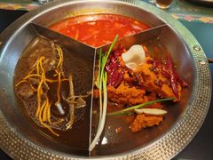-廖掌柜·重庆鲜货火锅(上海首店)