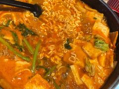 部队年糕鸡肉火锅-花腰餐吧Bistro烧烤 傣味(传媒大学店)