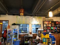 -肖肖酸萝卜鱼火锅(总店)