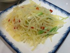 -春天里餐厅(西田城店)