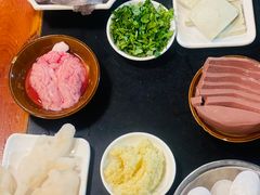 -邓莽子老火锅(中兴路总店)