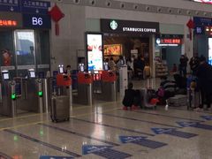 门面-星巴克(深圳北站B5检票口)
