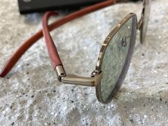 -悦目眼镜(蔡司战略合作门店)