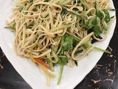 -山城家常菜铁锅炖鱼