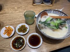 -鲜越鲜鱼粉(财富购物中心店)