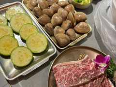 -围炉肉舍•炭烤活鳗•丹东海鲜烤肉(步行街店)