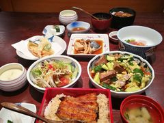 -翔峰炭火鳗鱼(悦泰街里公寓店)