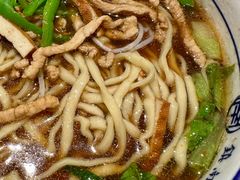 -镇南锅盖面馆(解放路店)