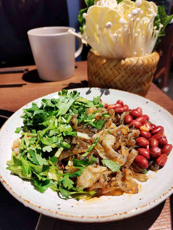 炉角·牛腩牛杂煲(丽泽天街店)-"开在家门口的炉角,绝对是喜欢牛羊肉