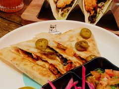 -Famous肥猫墨西哥音乐餐吧(五棵松华熙LIVE店)