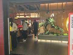 -芝小官毛肚火锅海鲜自助(苏州吴江区万宝店)