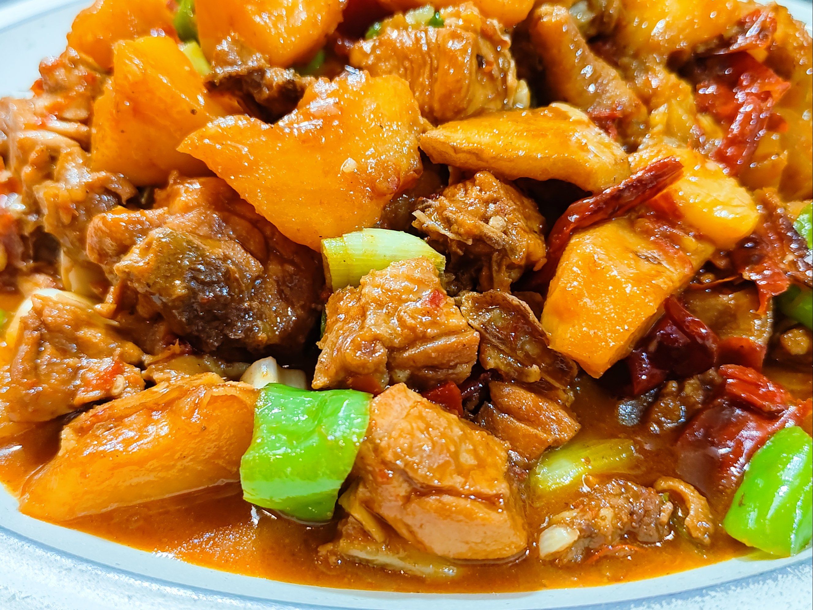 新疆美食,大盘鸡